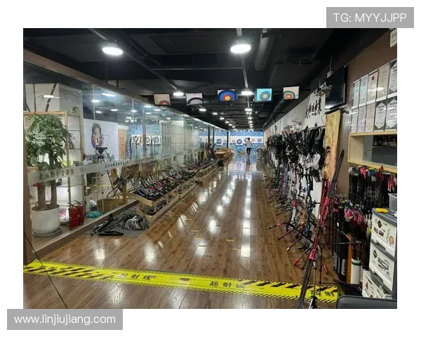 杨瀚森三分精准如箭 张弓搭箭一箭穿心引爆全场