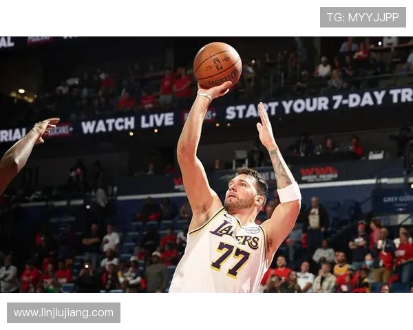 东契奇单节狂砍20分追平詹姆斯历史第六成就再创新高