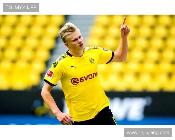 哈兰德本世纪赛季开局进球贡献数达35球位列历史第三仅次于梅罗